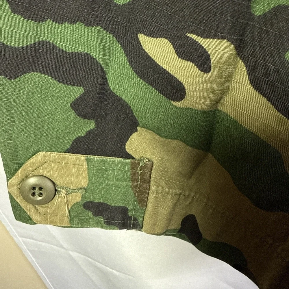 Vintage US Army Jacket Mens Medium Short Woodland Camo BDU Combat Field 90s